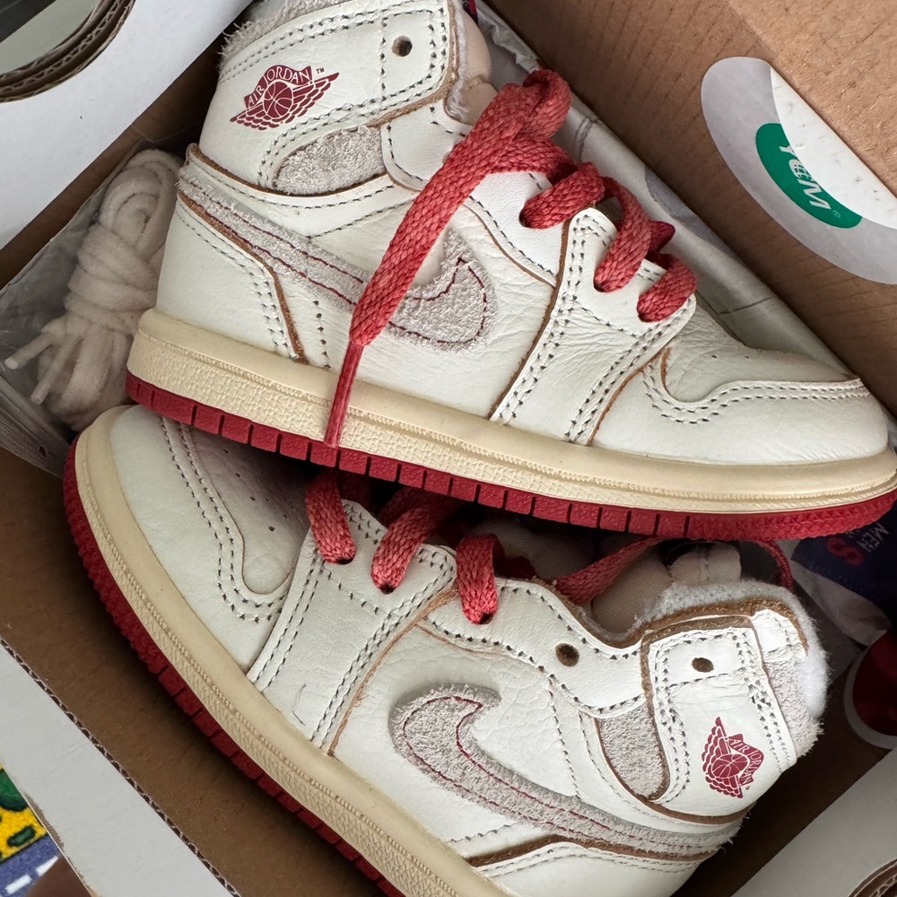 Jordan Retro 1 HI OG Remastered (Toddler 7) - Picture 4 of 5